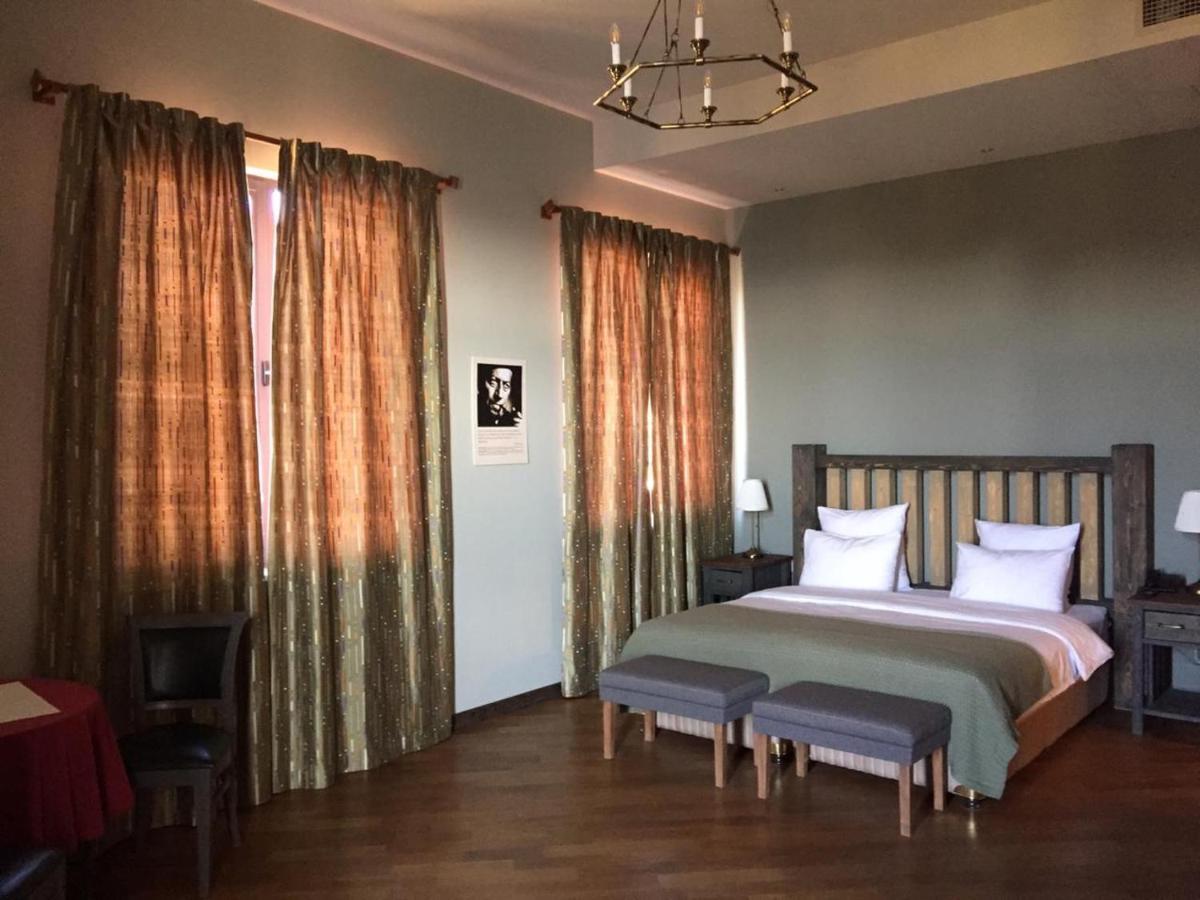 Apricot Hotel יירבאן מראה חיצוני תמונה